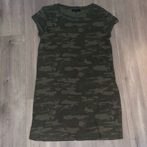 Camo t-shirt dress